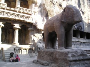 the elephant with the broken trunk, kailasa.